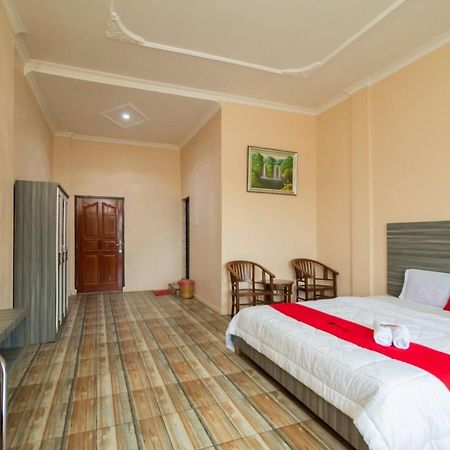 Hotel Reddoorz @ Pematangsiantar Exterior foto