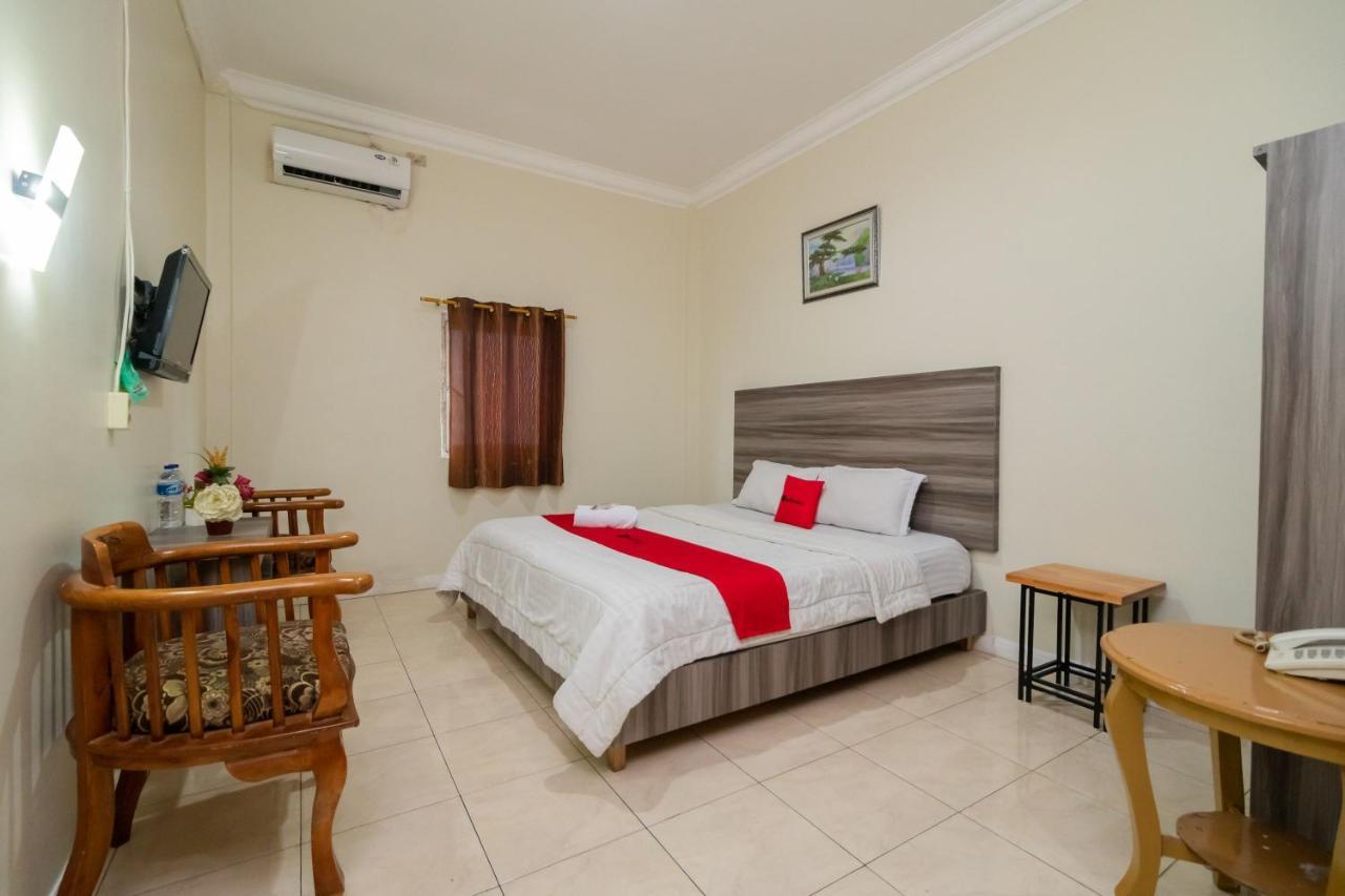 Hotel Reddoorz @ Pematangsiantar Exterior foto