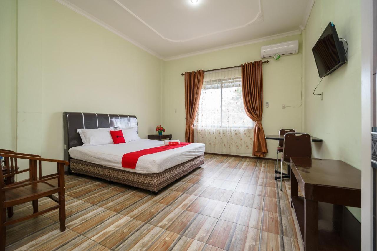Hotel Reddoorz @ Pematangsiantar Exterior foto