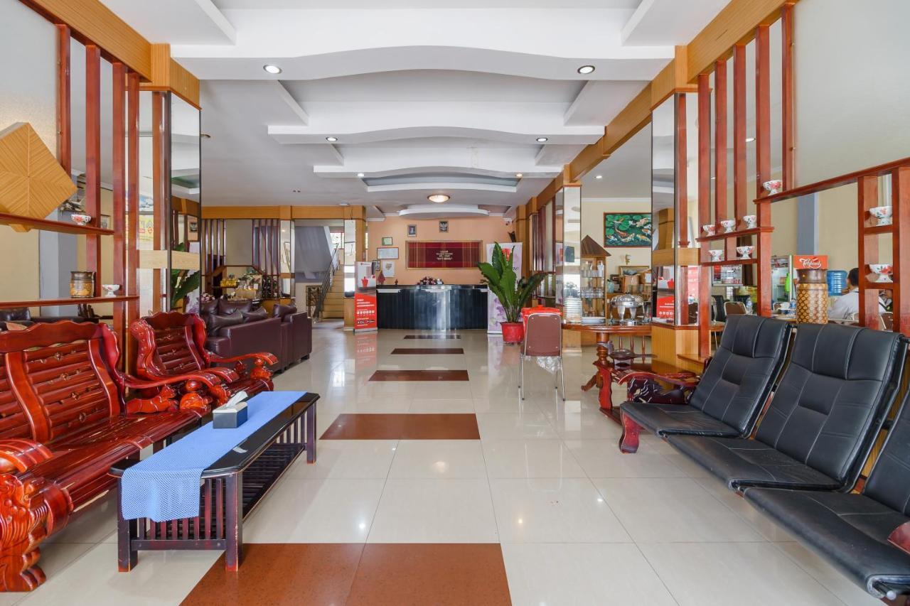 Hotel Reddoorz @ Pematangsiantar Exterior foto